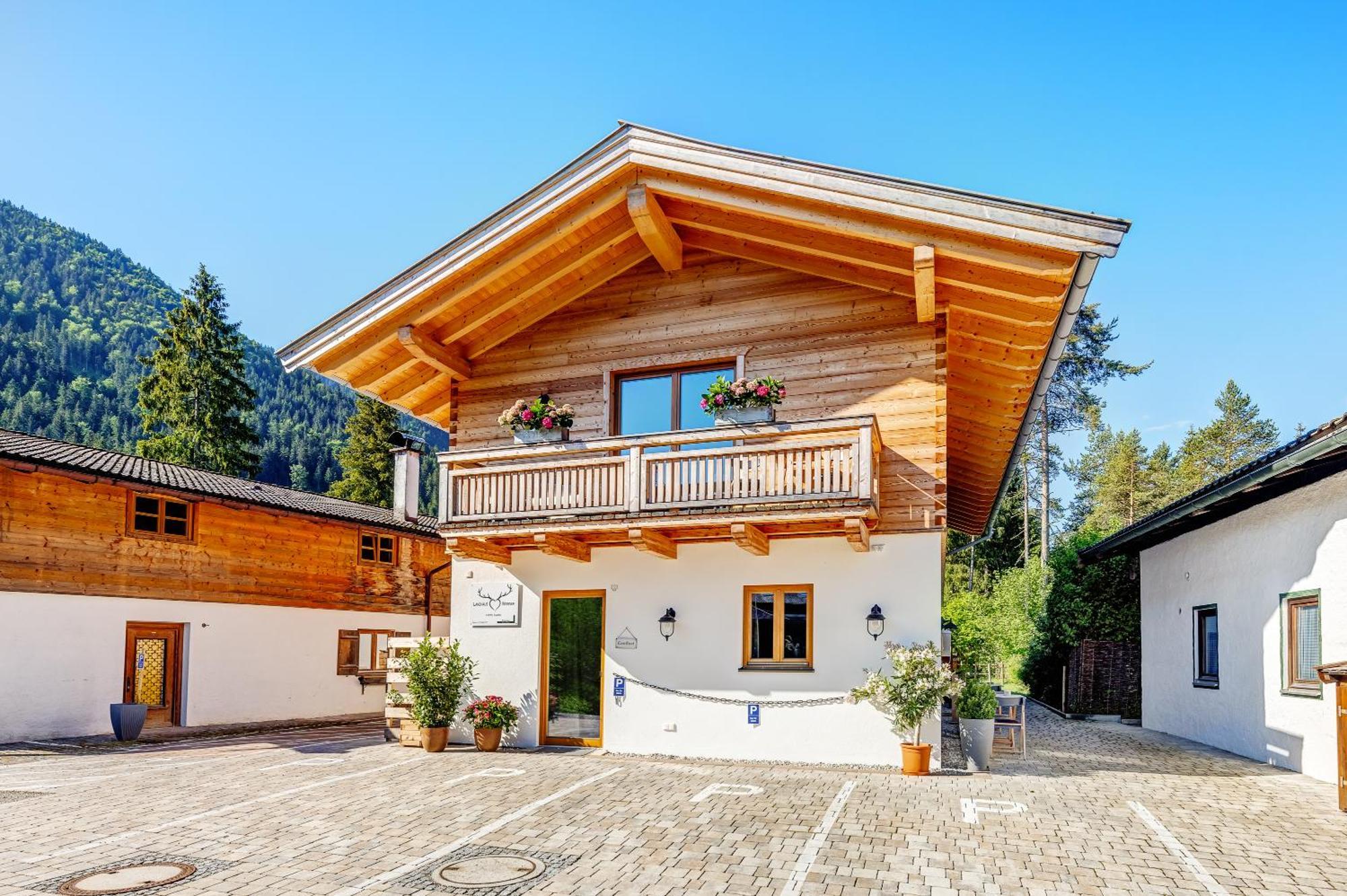 Landhaus Trinis - Kleine Kaffee Tee Theke Mit Kuehlschrank - Parkplatz Rotta Dış mekan fotoğraf