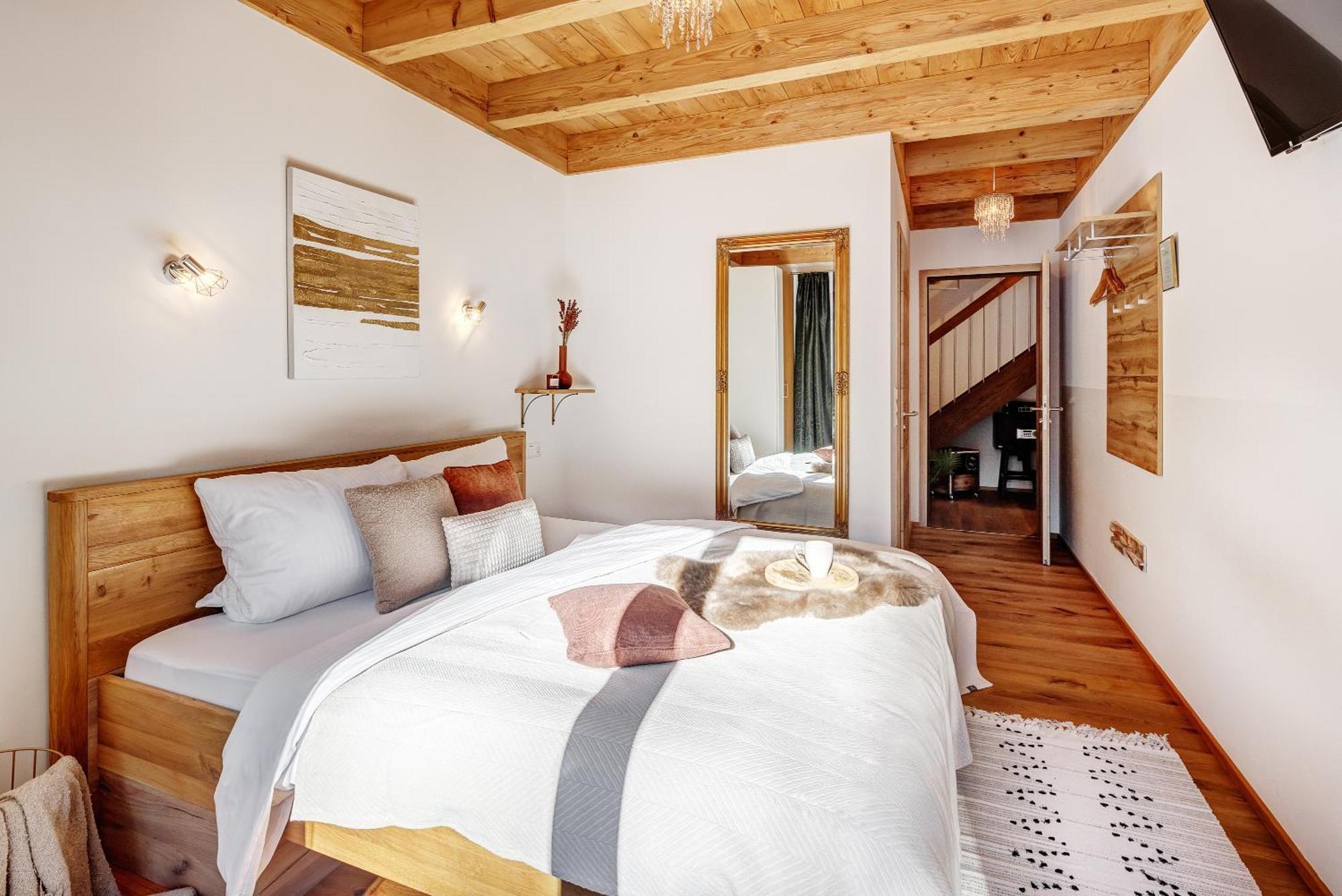 Landhaus Trinis - Kleine Kaffee Tee Theke Mit Kuehlschrank - Parkplatz Rotta Dış mekan fotoğraf